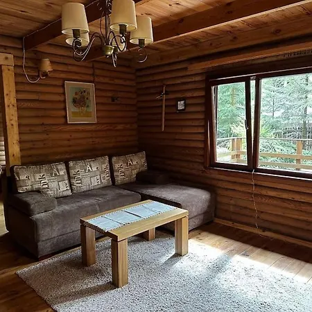 Lesna Chatka Nad Jeziorem Gim Na Mazurach Teerau Exterior photo