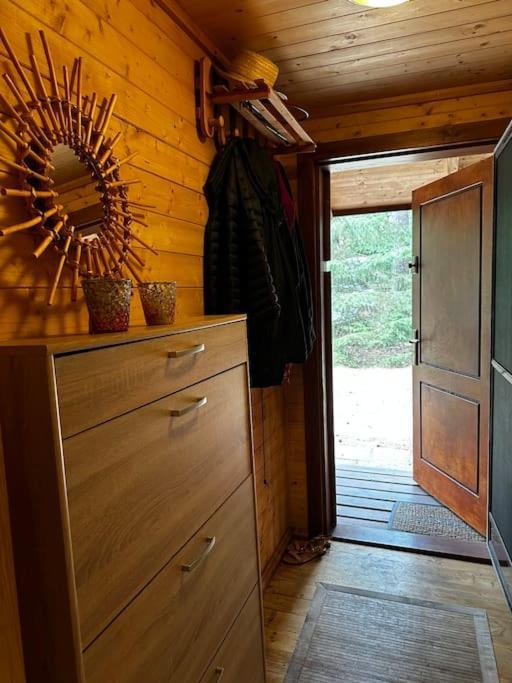 Lesna Nad Jeziorem Gim Na Mazurach Holiday home Teerau
